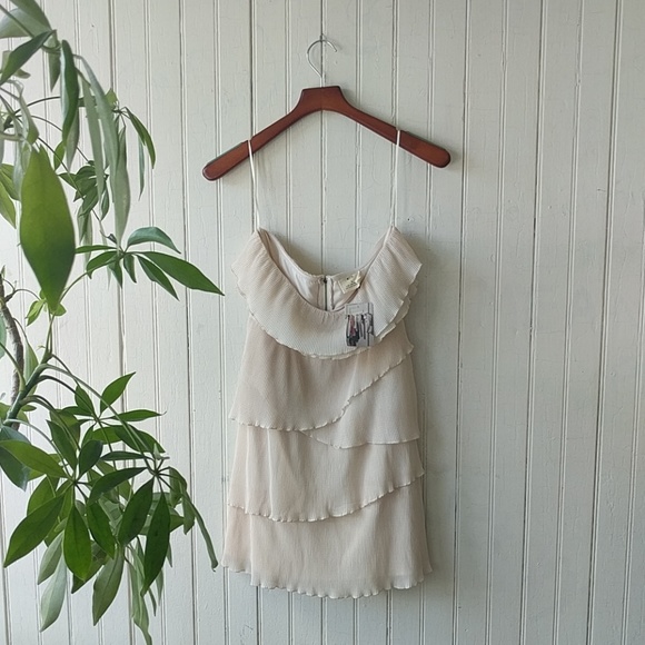 Urban Outfitters Dresses & Skirts - NWT Pins and Needles beige cream strapless dress L
